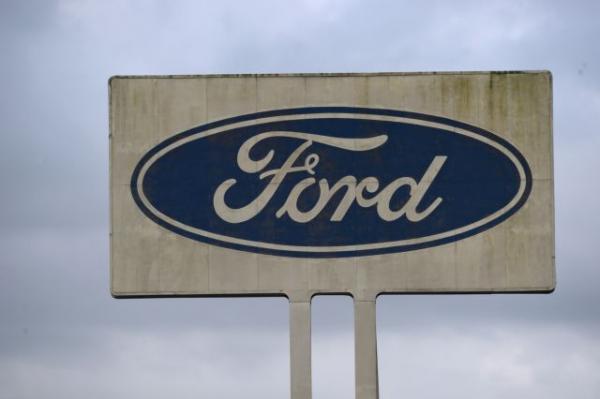 Η Ford πουλάει τα εργοστάσια της στην Ρωσία