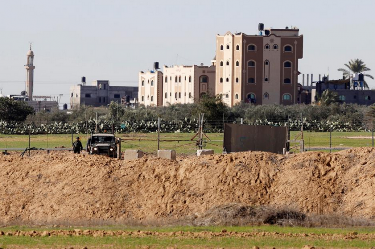 Λωρίδα της Γάζας: Ισραηλινή αεροπορική επιδρομή ως αντίποινα για την εκτόξευση ρουκέτας