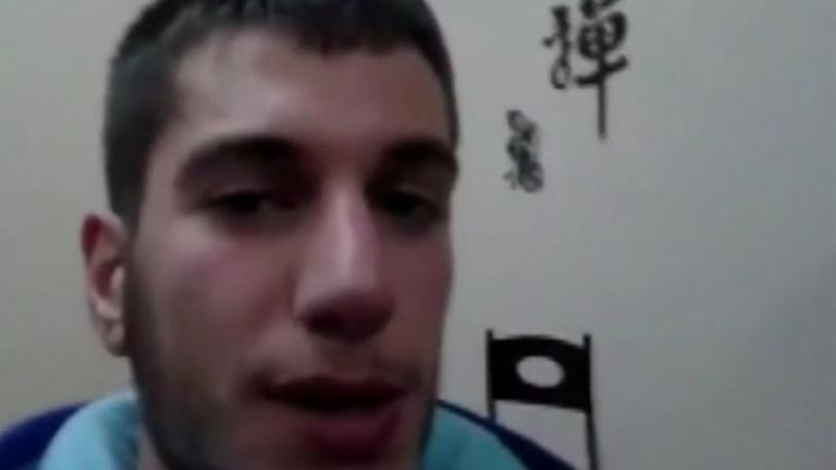 Bίντεο-ντοκουμέντο: Ο Βαγγέλης Γιακουμάκης καταγράφει τους «βασανιστές» του