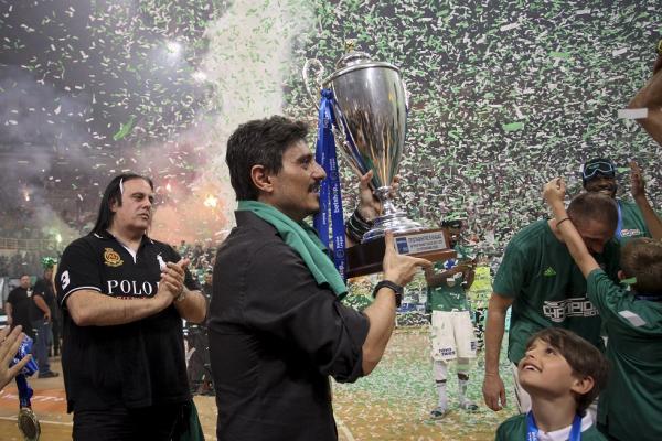 Γιαννακόπουλος : «Αισιοδοξώ ότι θα μείνει ο Πιτίνο, σύντομα νέα»