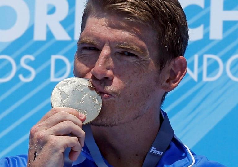 «Βουτιά» στο παρελθόν ο Γιαννιώτης : «Πατέρα, θυμάσαι;»