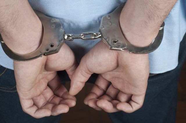 Δύο συλλήψεις στην Πάτρα για όπλα και ναρκωτικά