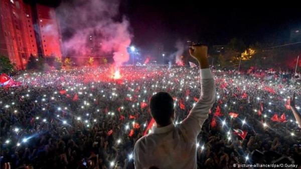 Ιμάμογλου, «ο επόμενος πρόεδρος της Τουρκίας»;