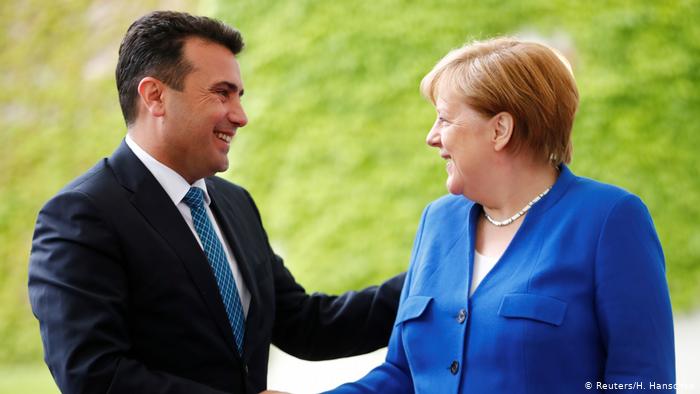 Β.Μακεδονία – ΕΕ: Τον Σεπτέμβριο η απόφαση της Μπουντεστάγκ