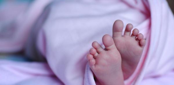 Τραγωδία στη Θεσσαλονίκη: Νεκρό βρέφος 8 μηνών