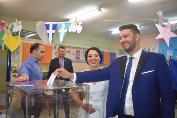 Από το γαμήλιο γλέντι βρέθηκαν… κατευθείαν στην κάλπη