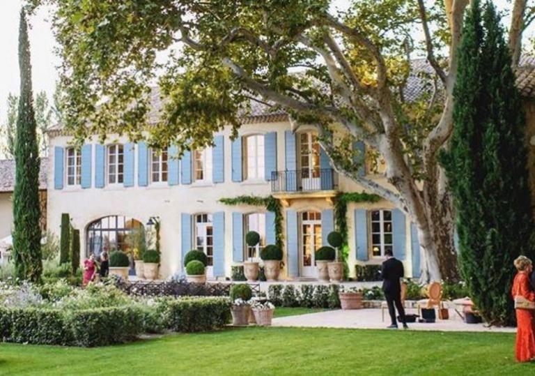 Χλιδάτες διακοπές σε βίλα των 55.000 ευρώ για την οικογένεια Ομπάμα