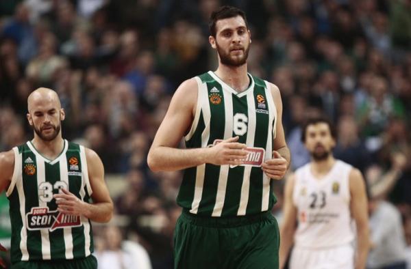 Παπαγιάννης : «Μακάρι να μείνει στον Παναθηναϊκό ο Πιτίνο»