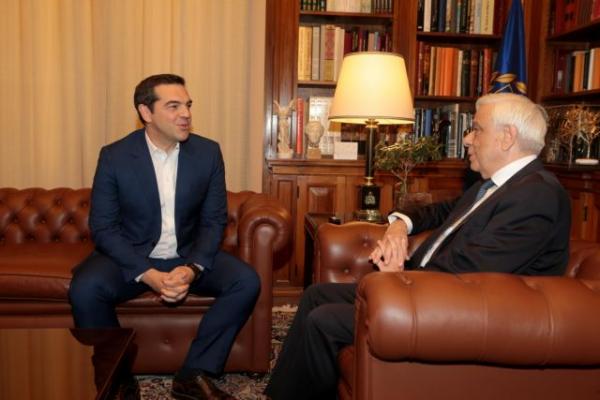 Tsipras presents SYRIZA campaign platform