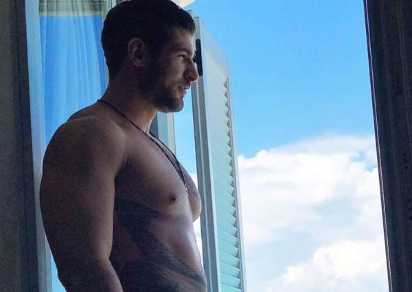 Ετεοκλής Παύλου: Πιο σέξι από ποτέ ανήμερα των γενεθλίων του