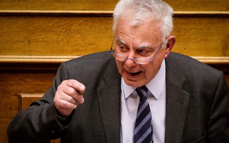 Όταν ο Παναγιώτης Πικραμμένος δάκρυσε στη Βουλή με τις αθλιότητες για Novartis