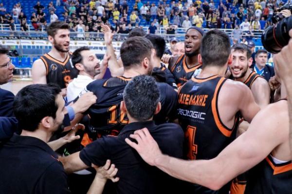 Δεσμώτης του Προμηθέα ο Δικέφαλος, έγραψαν ιστορία οι Πατρινοί