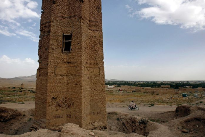 Αφγανιστάν: Κατέρρευσε αρχαίος πύργος στην ιστορική πόλη Γάζνι