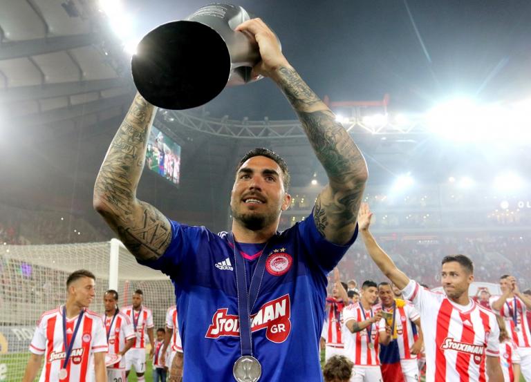 Σε ποιο ελληνικό νησί κάνει διακοπές ο Ρομπέρτο