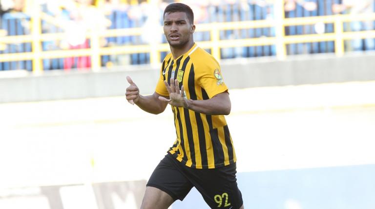 Επιστρέφει ο Ρόουζ, πιέζει για να μείνει στον Άρη