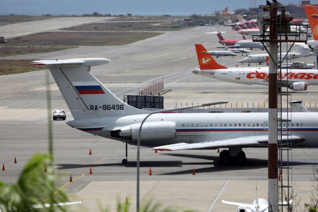 Reuters: Αεροσκάφος της ρωσικής πολεμικής αεροπορίας προσγειώθηκε στη Βενεζουέλα
