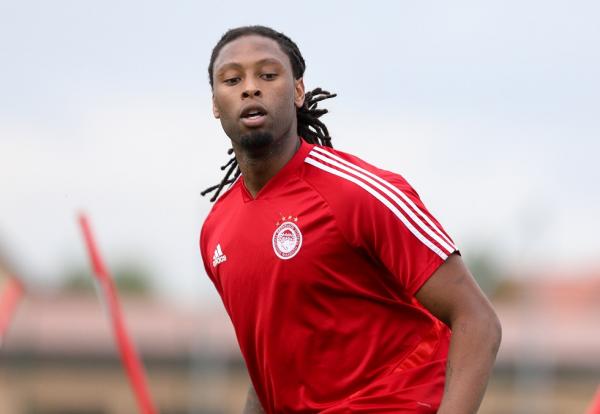 Ρούμπεν Σεμέδο : Εικόνες από την πρώτη προπόνηση με Ολυμπιακό