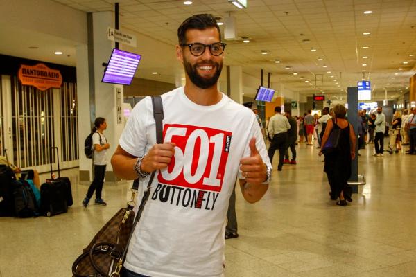 ΑΕΚ: Έφτασε στην Αθήνα ο Σιμάο