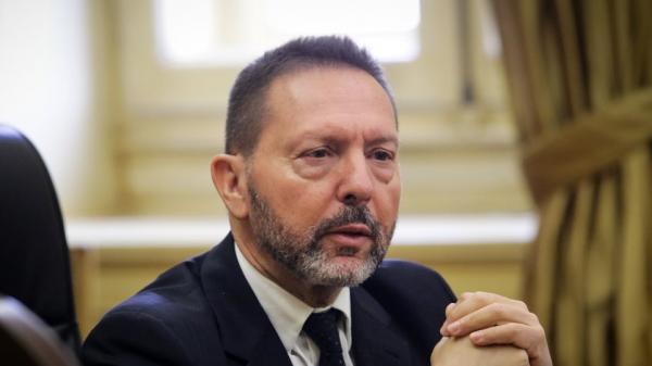 Η «ντιρεκτίβα» Στουρνάρα για αύξηση των επενδύσεων και οριστική έξοδο από την κρίση