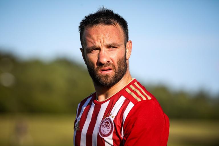 Ολυμπιακός : Η ανάρτηση του Βαλμπουενά μετά το ντεμπούτο του