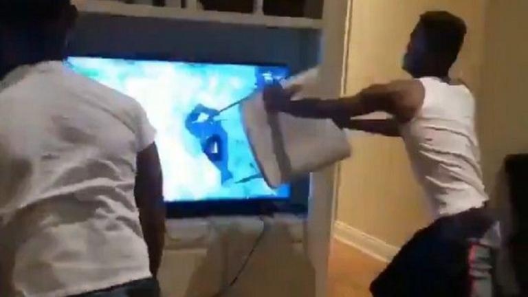 Τελικοί NBA : Οπαδός των Γουόριορς εκτός εαυτού διέλυσε τα πάντα