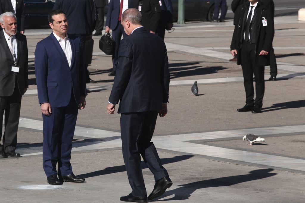 Τι κρύβει ο «πόλεμος» δηλώσεων Τσίπρα – Ερντογάν και τι φοβάται η Αθήνα