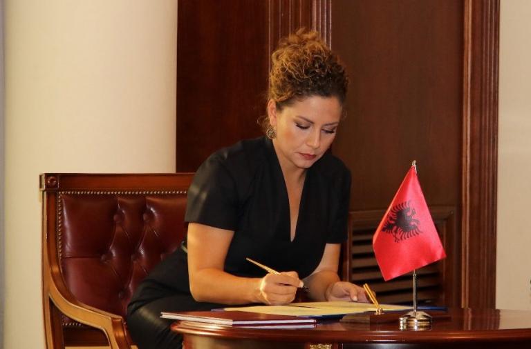 Υποτροφίες της Αλβανίας για φοίτηση σε ελληνικές στρατιωτικές σχολές