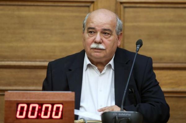 Βούτσης: Στη Βουλή δεν έγινε ούτε μία μονιμοποίηση
