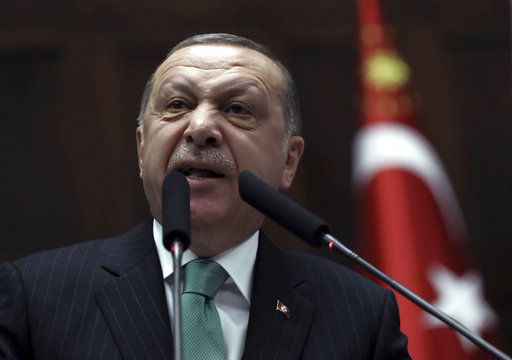 Μαινόμενος Ερντογάν: Όσοι θέλουν να συλλάβουν τον Πορθητή, θα γλείφουν τις παλάμες τους