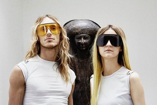 Ρικ Όουενς: Σχολιάζει το τείχος του Τραμπ με την νέα του συλλογή