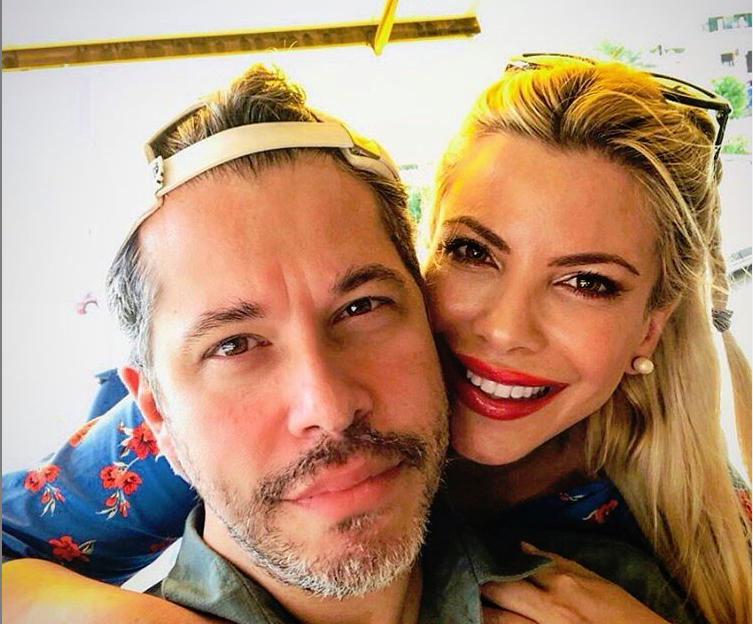 Χάρης Βαρθακούρης: Η τρυφερή φωτογραφία με τις κόρες του