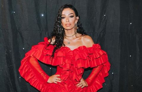 Ελένη Φουρέιρα: Φωτιά στα κόκκινα