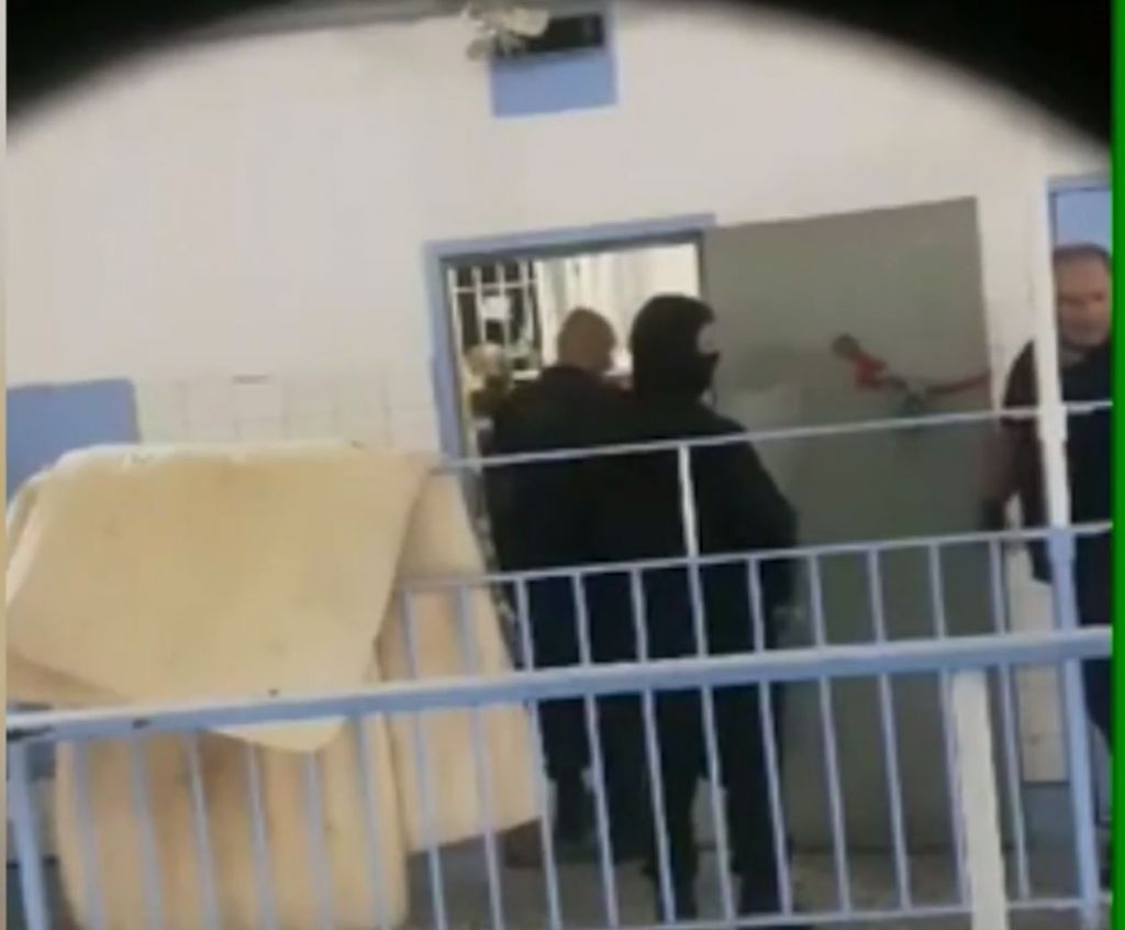 Βίντεο - ντοκουμέντο της διάλυσης των φυλακών - Ξέφραγο αμπέλι ο Κορυδαλλός, στα χέρια των ποινικών