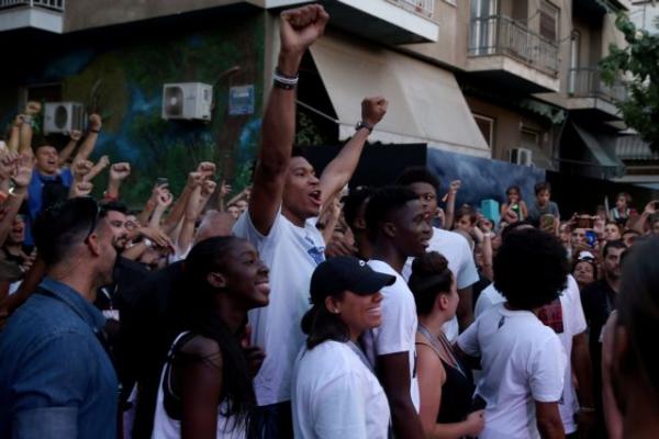 «Βουλιάζουν» τα Σεπόλια για τον MVP, Γιάννη Αντετοκούνμπο