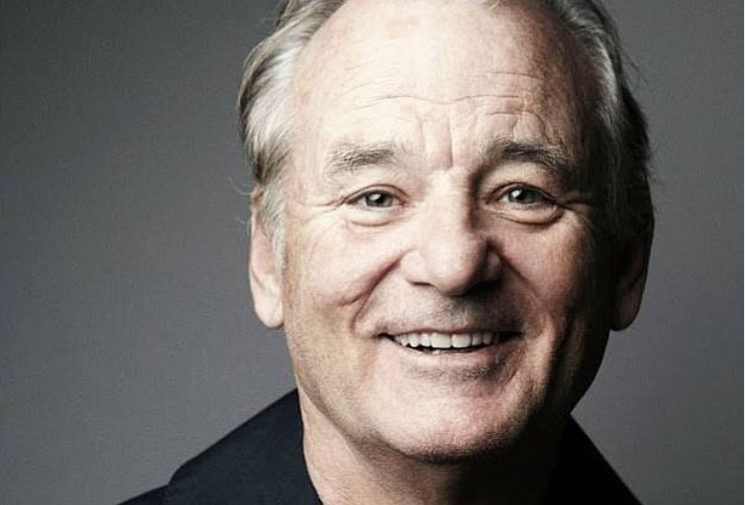 Διάσημη νεαρή τραγουδίστρια έχει ξετρελάνει τον Μπιλ Μάρεϊ