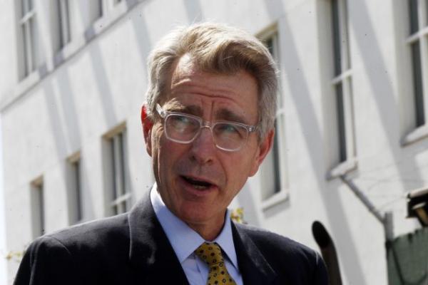 Πάιτ: Αμερικανικό ενδιαφέρον για αποκρατικοποιήσεις εταιριών και λιμένων