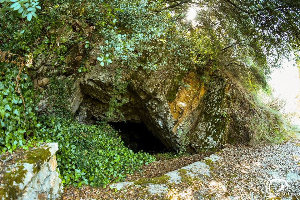 Κέρκυρα: Στα άδυτα των σπηλαίων του νησιού