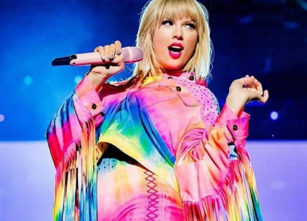 Συνεργασία έκπληξη για τις Taylor Swift και Stella MacCartney