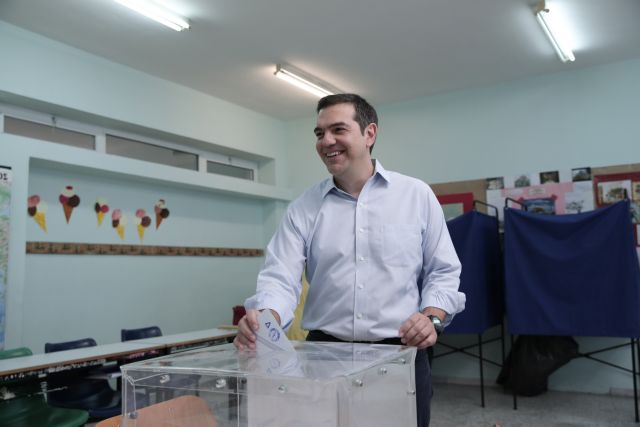 Τσίπρας: Οι πολίτες να επιλέξουν προοδευτικούς υποψήφιους
