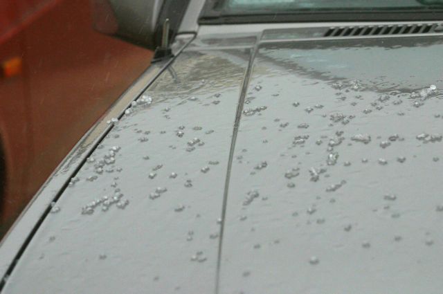 Καταιγίδα με βροχές και χαλάζι στη Θεσσαλονίκη