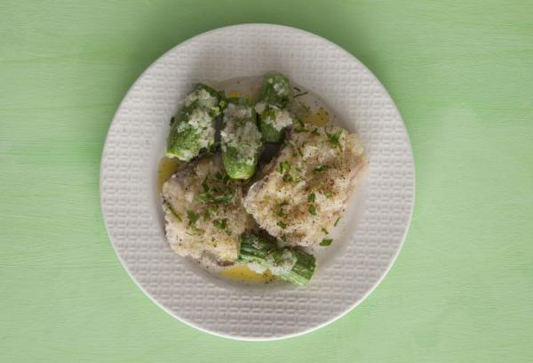 Ψάρι με κολοκυθάκια από τη Χαλκιδική