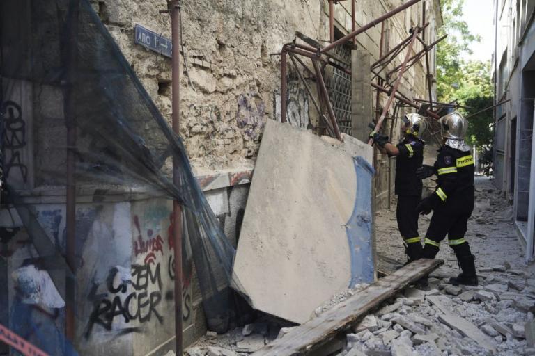 Σεισμός: Τρία άτομα στο νοσοκομείο – Τι αναφέρει το υπουργείο Υγείας