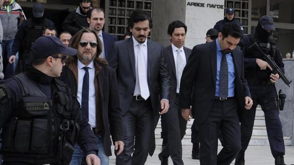 Επανέρχεται για τους «οκτώ» η Τουρκία: Περιμένουμε από τον Μητσοτάκη να τους παραδώσει