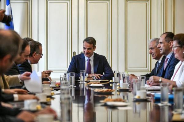 Μεταναστευτικό: Εξι μέτρα ανακοίνωσε η κυβέρνηση