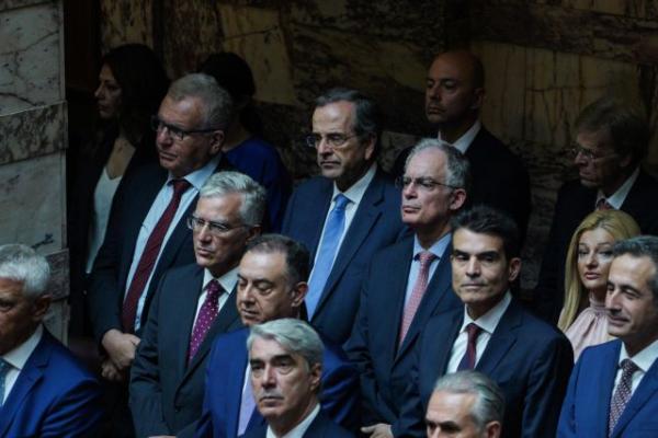 Live: Η Βουλή εκλέγει πρόεδρο τον Κώστα Τασούλα