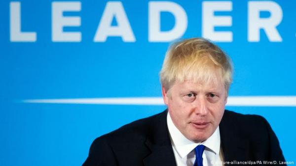 Οι τρεις καυτές πατάτες του Μπόρις Τζόνσον