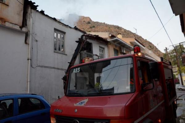 Φωτιά σε διαμέρισμα στη Νέα Σμύρνη