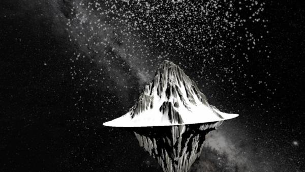 H Laurie Anderson μας ταξιδεύει «Προς τη Σελήνη»