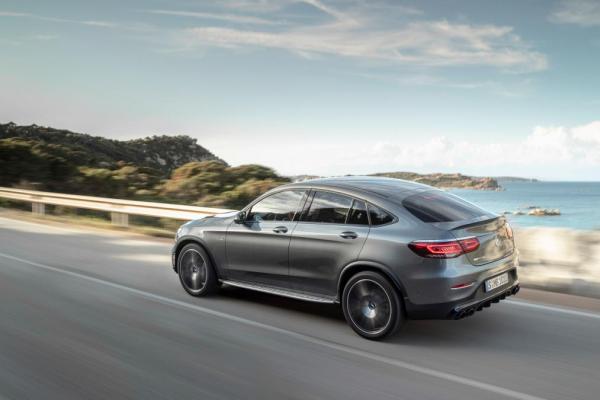 Mercedes-AMG GLC 43 & GLC 43 Coupe: Ανανέωση με περισσότερη ισχύ
