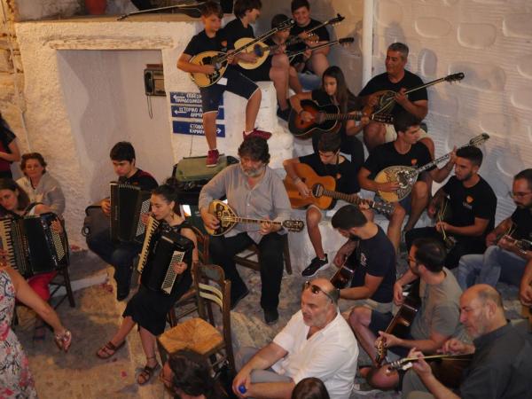 Με μεγάλη επιτυχία τα εργαστήρια της σχολής «Εν Χορδαίς και Οργάνοις»